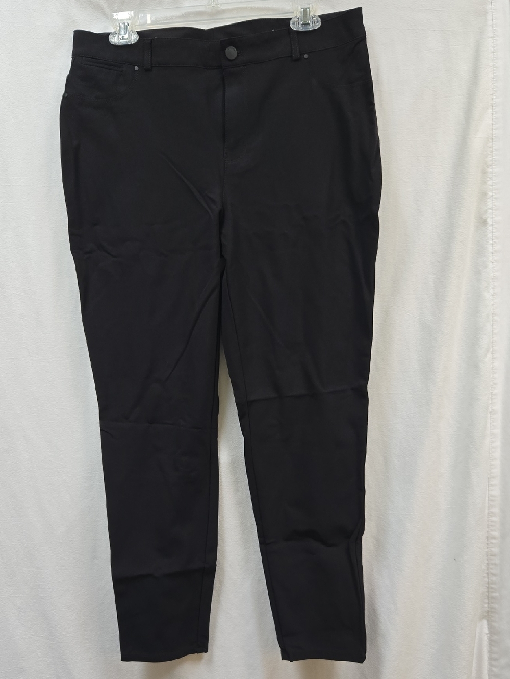 Chico's Women's Black Chino-Style Pants
